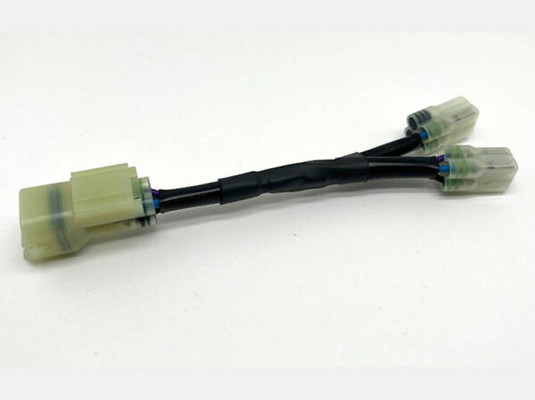 Accessory Connector Splitter - Rear (4 Pin)